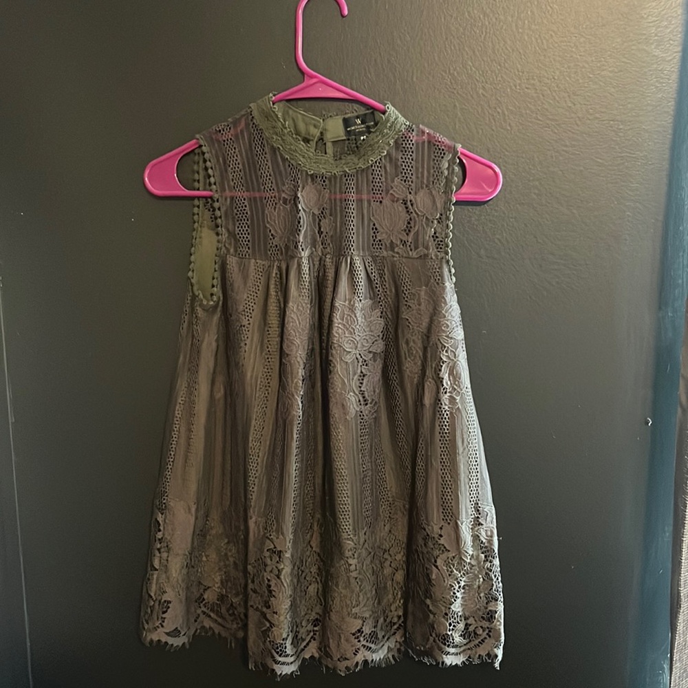 Worthington lace sleeveless top